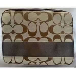 Coach Laptop Sleeve Signature Canvas